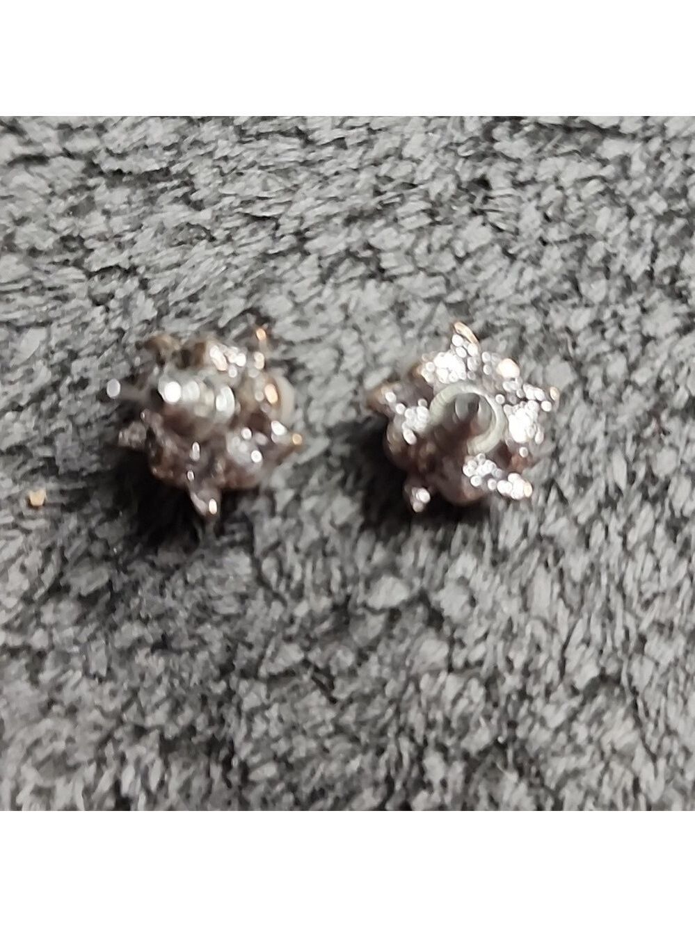 Pearl & Rhinestone Flower Earrings - Picture 3 of 5